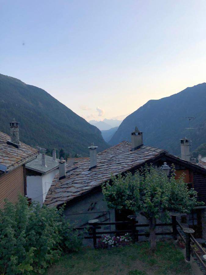 Il Piccolo Rifugio - Casa Valtournenche Apartment Exterior photo